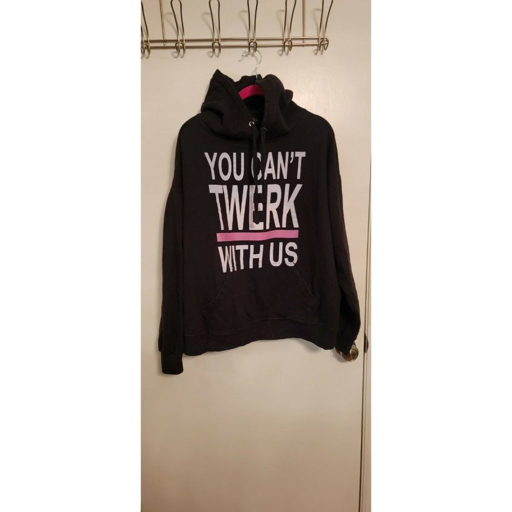 Custom Twerking Sweatshirt XL
